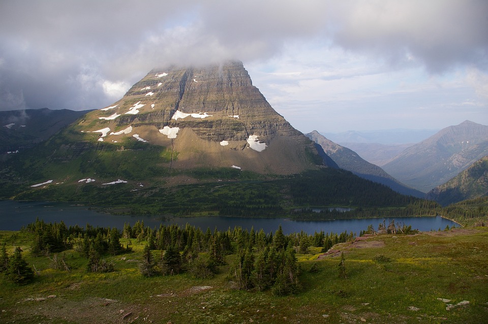Montana lakes, montana hiking trails, montana fishing